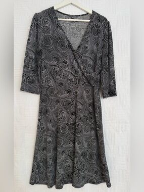 APT 9 Black  & White Swirl Wrap Dress - Women